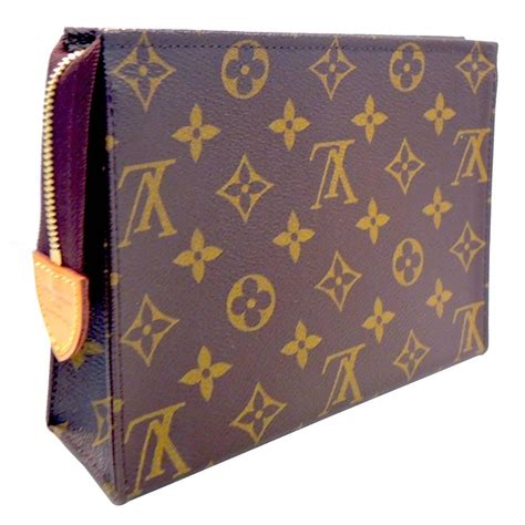 louis vuitton clutch fake|louis vuitton evening clutch.